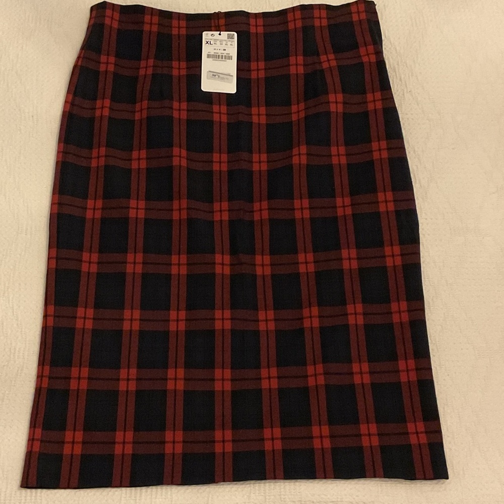 NWT - Zara woman plaid pencil skirt size XL